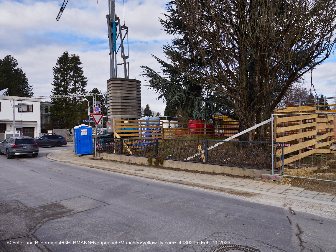 11.02.2023 - Baustelle Niederalmstraße 16 in Neuperlach